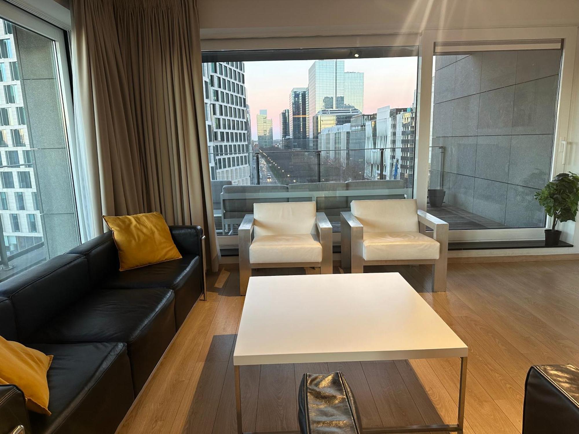 Apartment With Stunning View In City Center Brussel Bagian luar foto